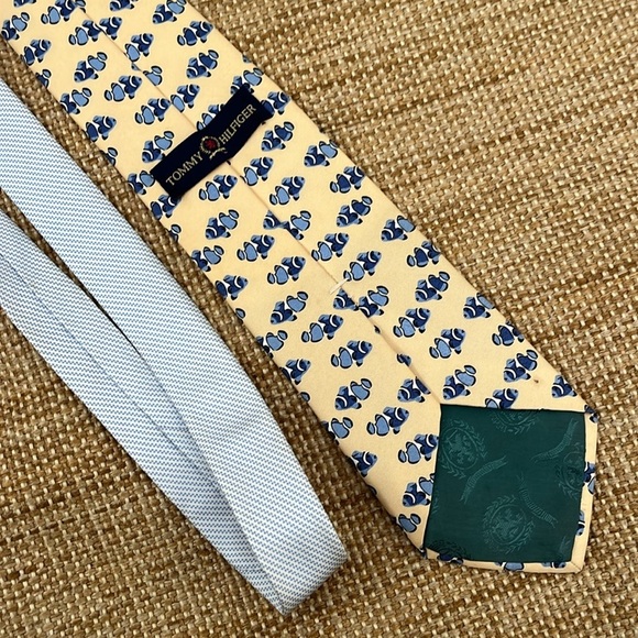 Tommy Hilfiger Tie - Picture 3 of 4
